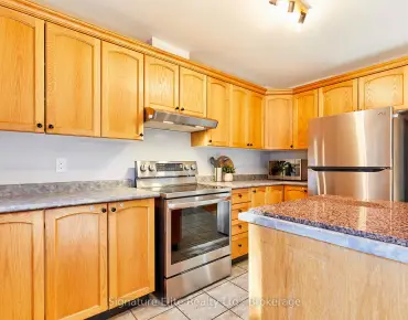 
76 Brinloor Blvd Scarborough Village - 3 beds 3 baths 1 parking space(s) listed at $799000