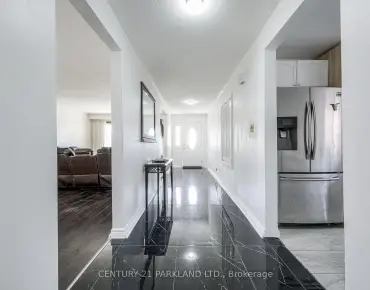 22 Gatesview Ave Scarborough Village - 3 睡房 2 卫生间 2 车位叫价1188000加元