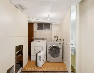10 Woodgreen Pl South Riverdale, Toronto 2 beds 2 baths garage $699K