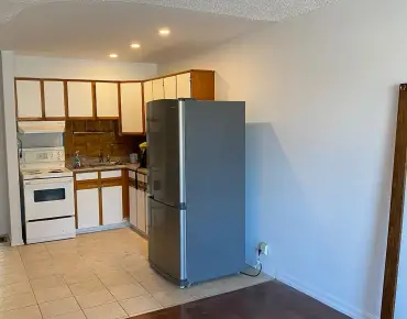 1263 Woodbine Ave Woodbine-Lumsden - 3 beds 3 baths parking space(s) listed at $999000