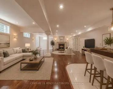 53 Linwood Ave Tam O'Shanter-Sullivan - 4 睡房 6 卫生间 2 车位叫价1698000加元
