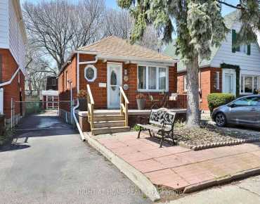 
Brimley Rd Agincourt South-Malvern West, Toronto 5 beds 5 baths 2 garage $1.999M