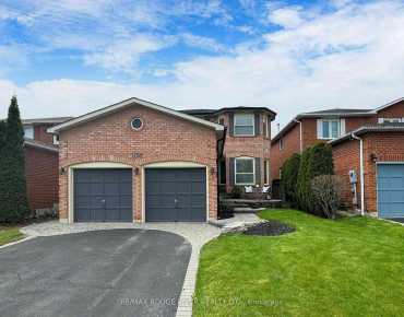 1777 Carousel Dr Duffin Heights, Pickering 3 beds 4 baths 1 garage $799K