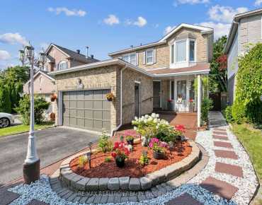 
1060 Longbow Dr Liverpool, Pickering 3 beds 3 baths 1 garage $995K