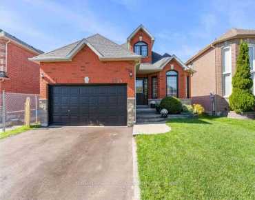 
Woodruff Cres Amberlea, Pickering 3 beds 3 baths 1 garage $927.9K