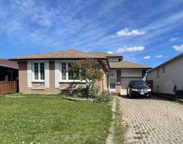 99 Amberjack Blvd Woburn, Toronto 4 beds 2 baths 1 garage $975K
