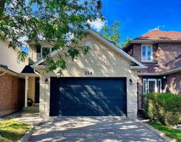 
61 Belair Way <a href='https://luckyalan.com/community.php?community=Vaughan:East Woodbridge'>East Woodbridge, Vaughan</a> 3 beds 3 baths 2 garage $1.849M