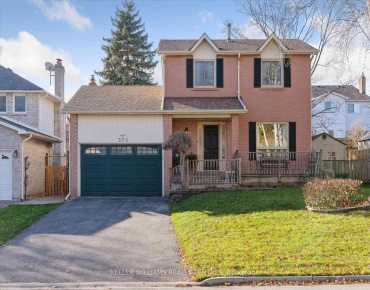 370 Erin Tr Bristol-London, Newmarket 3 beds 4 baths 2 garage $999.9K
