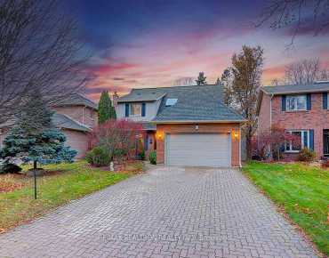 
44 Golf Links Dr Aurora Highlands, Aurora 4 beds 4 baths 2 garage $1.68M
