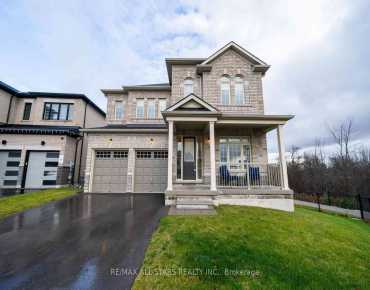 
135 Steam Whistle Dr Stouffville, Whitchurch-Stouffville 4 beds 4 baths 2 garage $1.9M
