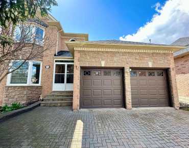 144 Manhattan Dr <a href='https://luckyalan.com/community.php?community=Markham:Markville'>Markville, Markham</a> 4 beds 4 baths 2 garage $2.1M
