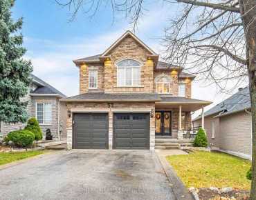 
38 Maple Meadows Lane <a href='https://luckyalan.com/community.php?community=Vaughan:Maple'>Maple, Vaughan</a> 3 beds 3 baths 1 garage $1.14M