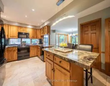 
27 Canton Ln Stouffville, Whitchurch-Stouffville 2 beds 3 baths 1 garage $789.999K