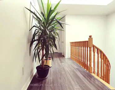 
14 TWINFLOWER Ln Oak Ridges Lake Wilcox, Richmond Hill 3 beds 3 baths 1 garage $999K