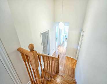 28 Yang St Jefferson, Richmond Hill 4 beds 3 baths 1 garage $1.07M
