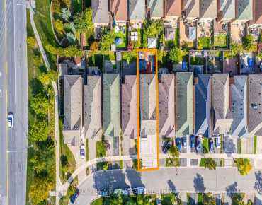 48 Pottery Pl <a href='https://luckyalan.com/community.php?community=Vaughan:East Woodbridge'>East Woodbridge, Vaughan</a> 3 beds 4 baths 1 garage $999K