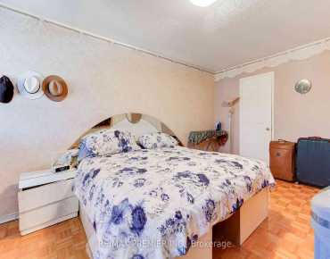 3 Bellagio Cres <a href='https://luckyalan.com/community.php?community=Vaughan:Patterson'>Patterson, Vaughan</a> 3 beds 4 baths 2 garage $1.245M