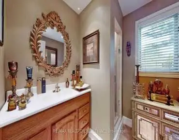 135 Pieta Pl Vellore Village, Vaughan 4 beds 4 baths 3 garage $1.7M