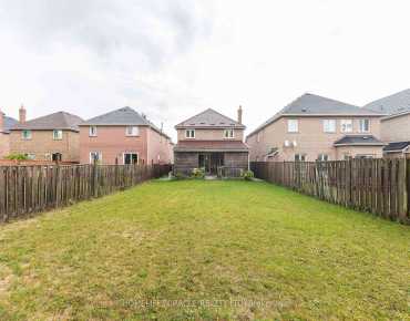 62 Walford Rd <a href='https://luckyalan.com/community.php?community=Markham:Middlefield'>Middlefield, Markham</a> 4 beds 4 baths 2 garage $1.39M