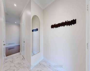 
Terravista  <a href='https://luckyalan.com/community.php?community=Vaughan:Vellore Village'>Vellore Village, Vaughan</a> 4 beds 6 baths 2 garage $2.399M