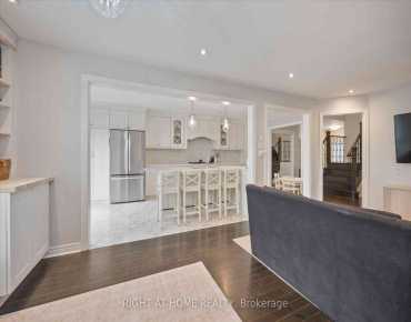 
Terravista  <a href='https://luckyalan.com/community.php?community=Vaughan:Vellore Village'>Vellore Village, Vaughan</a> 4 beds 6 baths 2 garage $2.399M