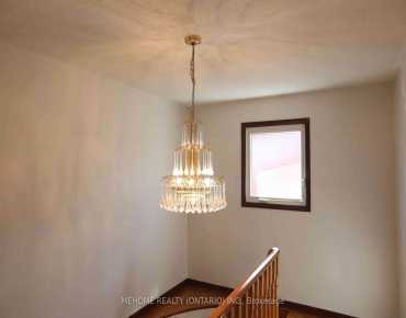 
40 Tuscana Blvd <a href='https://luckyalan.com/community.php?community=Vaughan:Patterson'>Patterson, Vaughan</a> 3 beds 4 baths 2 garage $1.199M