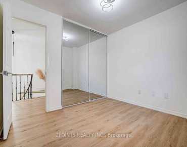 49 Esther Cres <a href='https://luckyalan.com/community.php?community=Vaughan:Crestwood-Springfarm-Yorkhill'>Crestwood-Springfarm-Yorkhill, Vaughan</a> 3 beds 3 baths 2 garage $1.08M