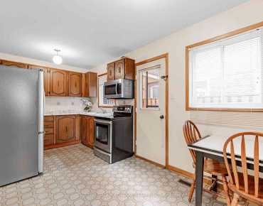 153 Fifefield Dr Maple, Vaughan 5 beds 4 baths 2 garage $1.3M