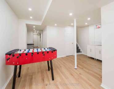 
Jelley  Armitage, Newmarket 4 beds 5 baths 2 garage $1.588M