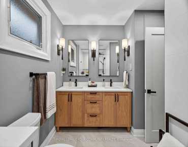 
105 Orchard Heights Blvd Aurora Heights, Aurora 4 beds 3 baths 1 garage $1.32M
