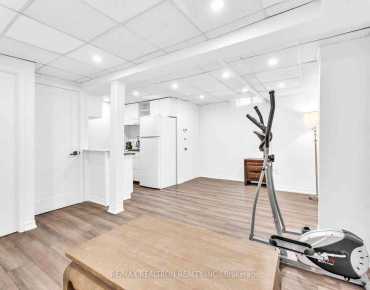 54 Airdrie Dr <a href='https://luckyalan.com/community.php?community=Vaughan:East Woodbridge'>East Woodbridge, Vaughan</a> 4 beds 4 baths 2 garage $1.549M