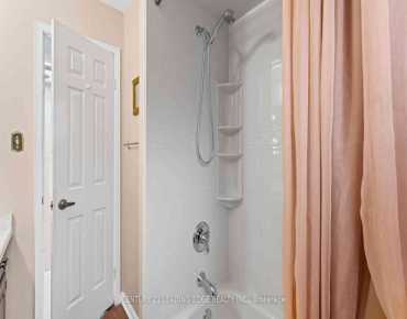 15 Radford Cres Sherwood-Amberglen, Markham 3 beds 3 baths 2 garage $888K
