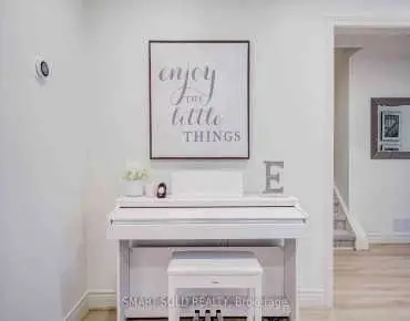 7 Holyrood Cres <a href='https://luckyalan.com/community.php?community=Vaughan:Kleinburg'>Kleinburg, Vaughan</a> 4 beds 4 baths 1 garage $1.089M