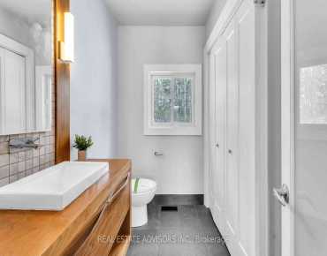 4997 Davis Dr Rural Whitchurch-Stouffville, Whitchurch-Stouffville 2 beds 3 baths 3 garage $1.94M
