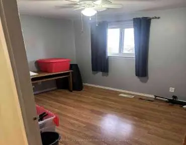 
Park Ave Central Newmarket, Newmarket 3 beds 3 baths 2 garage $1.3M