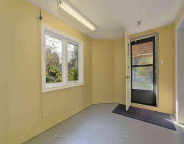 62 Devlin Pl Aurora Highlands, Aurora 4 beds 4 baths 2 garage $1.3M
