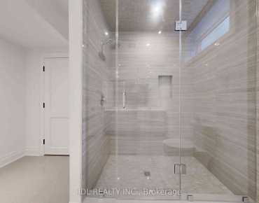 39 Howard Rd Huron Heights-Leslie Valley, Newmarket 4 beds 6 baths 3 garage $2.28M
