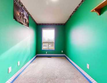 93 Patrice Cres <a href='https://luckyalan.com/community.php?community=Vaughan:Crestwood-Springfarm-Yorkhill'>Crestwood-Springfarm-Yorkhill, Vaughan</a> 3 beds 3 baths 1 garage $1.13M
