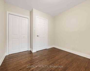 
Marble  Woodland Hill, Newmarket 3 beds 3 baths 1 garage $899K