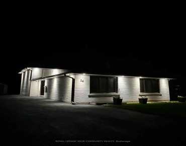 26 Kemano Rd Aurora Heights, Aurora 2 beds 2 baths  garage $999.9K
