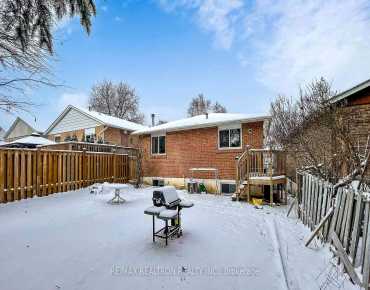 1035 Gorham St Gorham-College Manor, Newmarket 3 beds 1 baths  garage $799K