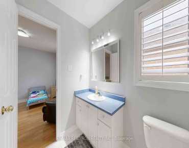 71 Imperial College Ln Wismer, Markham 3 beds 3 baths 1 garage $1.049M