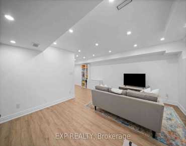 82 Gower Dr Rural Aurora, Aurora 3 beds 4 baths 1 garage $1.19M