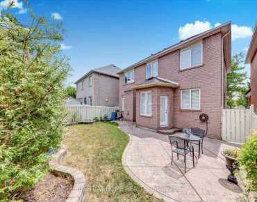 16 Gauguin Ave <a href='https://luckyalan.com/community.php?community=Vaughan:Patterson'>Patterson, Vaughan</a> 3 beds 4 baths 1 garage $998K