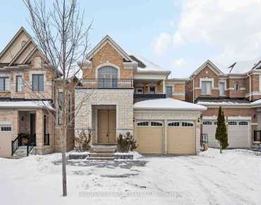 128 Eagle St Central Newmarket, Newmarket 3 beds 1 baths  garage $1.35M