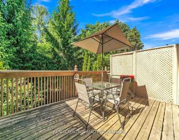 58 Howard Rd Huron Heights-Leslie Valley, Newmarket 3 beds 3 baths 2 garage $939K