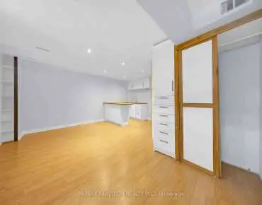 94 Carrville Woods Circ <a href='https://luckyalan.com/community.php?community=Vaughan:Patterson'>Patterson, Vaughan</a> 3 beds 4 baths 1 garage $1.088M