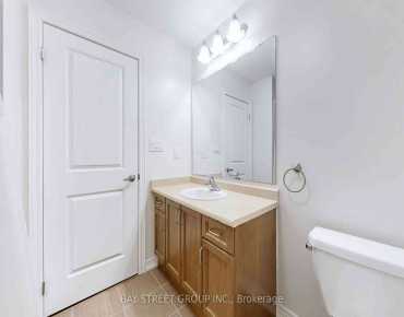 7 Paper Mills Cres Jefferson, Richmond Hill 3 beds 3 baths 1 garage $1.17M
