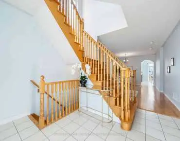 
22 Greenbury Crt Stouffville, Whitchurch-Stouffville 4 beds 3 baths 3 garage $1.4M
