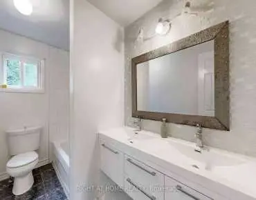 79 Decast Cres Box Grove, Markham 3 beds 4 baths 1 garage $949K